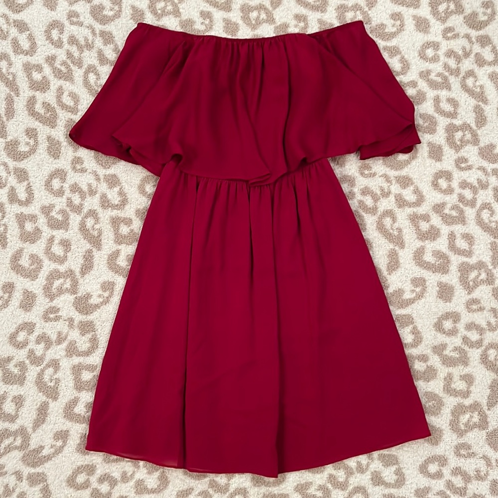Strapless Hot Pink Alice + Olivia Dress. Size Small. Great Condition.